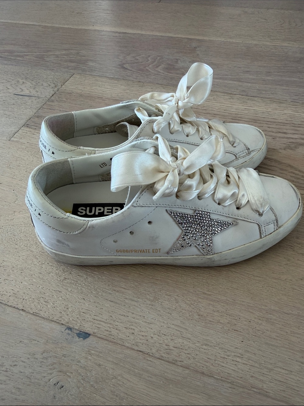 Golden Goose Off-White Kids Sneakers with Rhinestone Star and Satin Laces - Picture 3 of 7